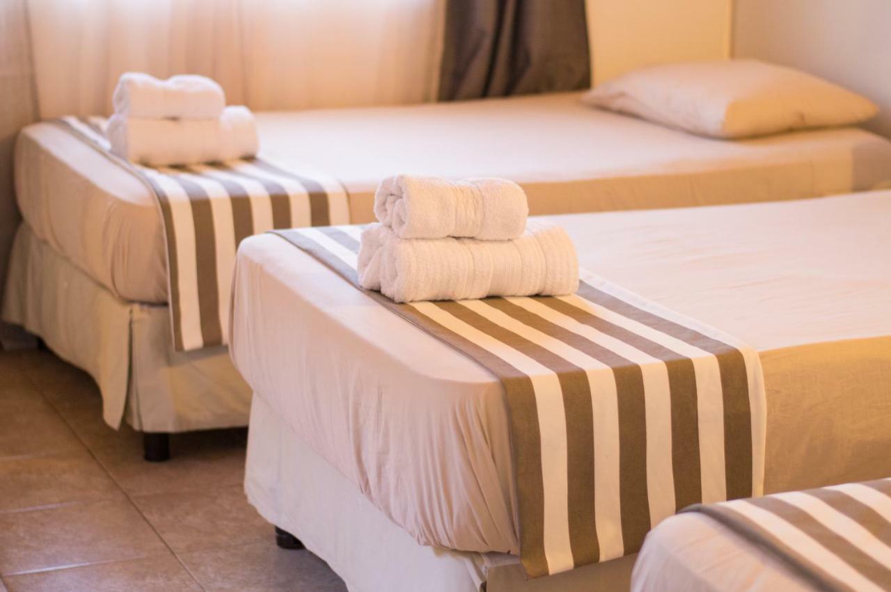 La Riviera Aparthotel Fernando de la Mora Luaran gambar
